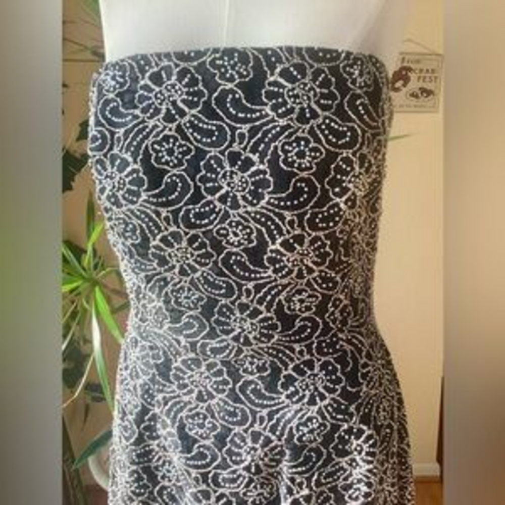 Carmen Marc Valvo beaded strapless long evening gown size 10 in Black - Picture 5 of 5